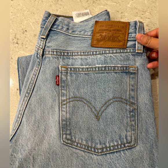 Levi’s Wedgie Straight Ankle Length - Picture 1 of 5